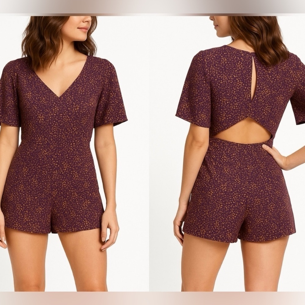 Gentle Fawn open back Romper size small